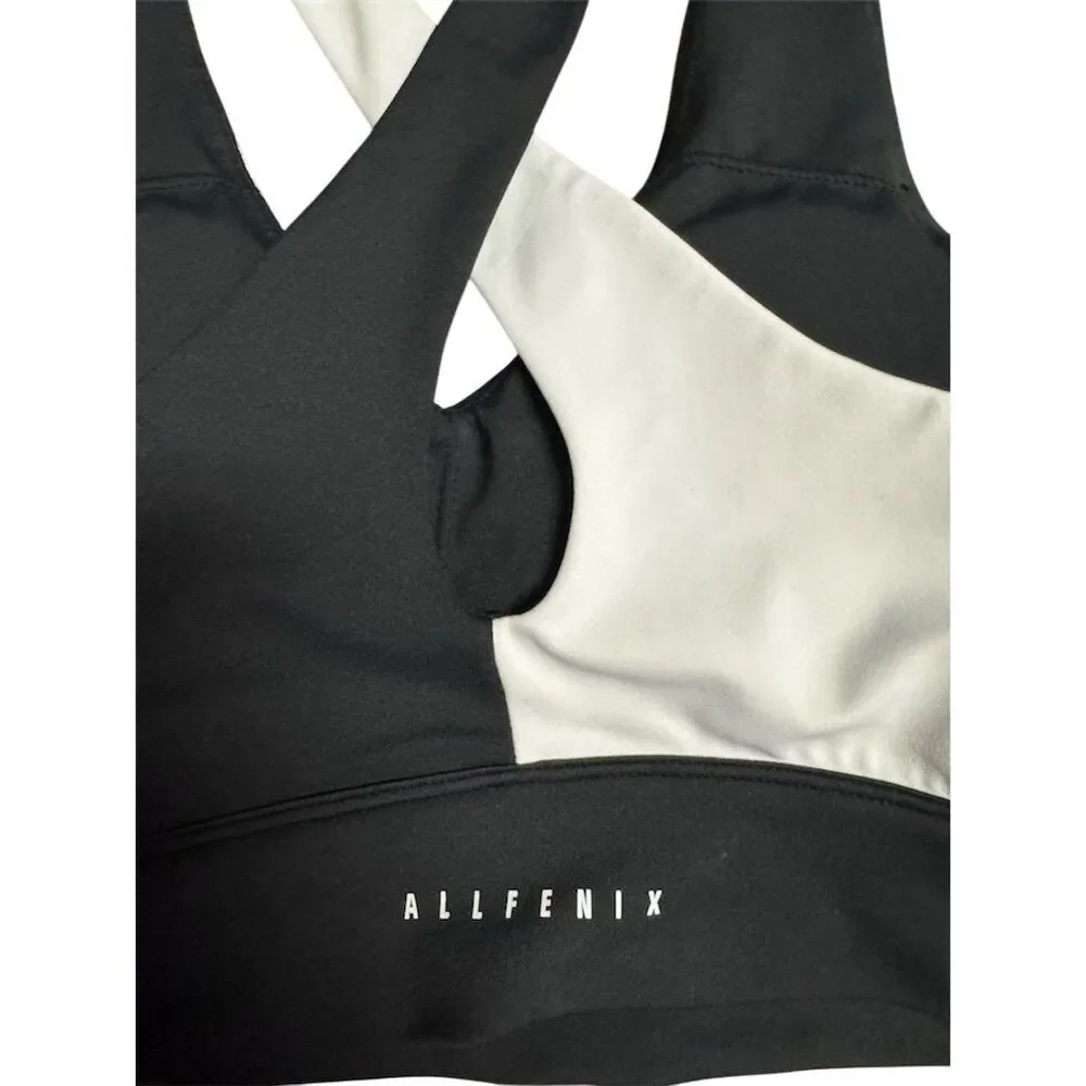 AllFenix Women's Colorblock Crisscross black and white Sports Bra Black Size S